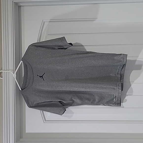 Jordan Short Sleeve T-Shirt in Gray - Picture 1 of 4